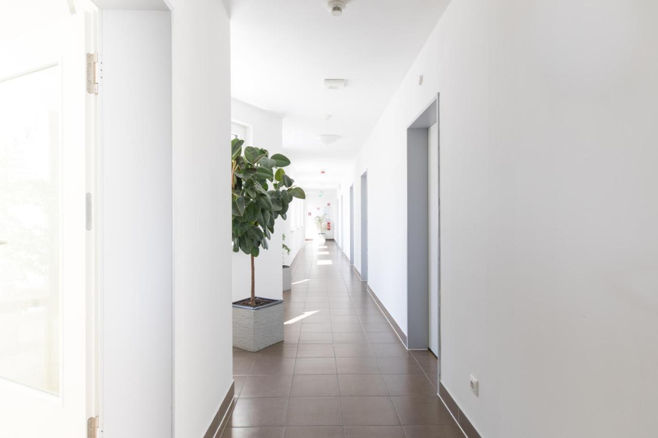 Grobo Apartments Hamburg Exterior photo